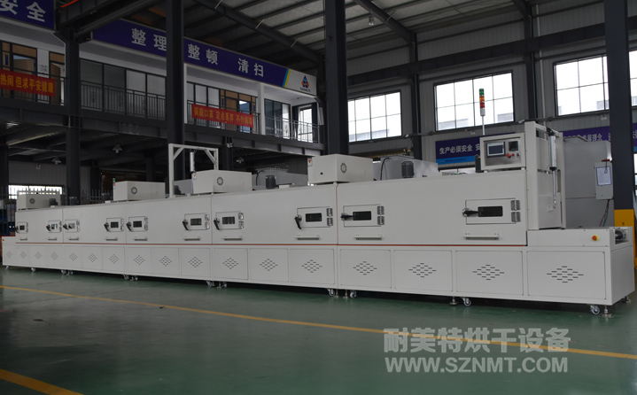 汽車(chē)電容灌膠固化隧道爐烘干線(xiàn)